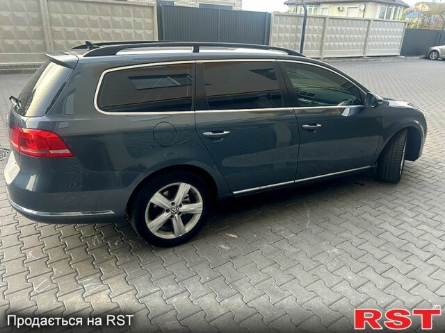 Серый Фольксваген Пассат, объемом двигателя 2 л и пробегом 246 тыс. км за 12000 $, фото 4 на Automoto.ua