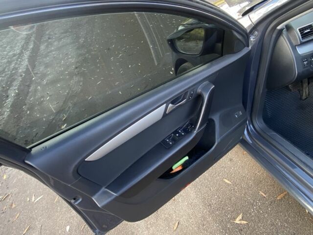 Серый Фольксваген Пассат, объемом двигателя 2 л и пробегом 254 тыс. км за 9300 $, фото 17 на Automoto.ua