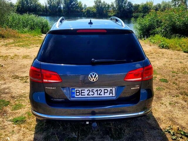 Серый Фольксваген Пассат, объемом двигателя 1.6 л и пробегом 264 тыс. км за 9000 $, фото 6 на Automoto.ua