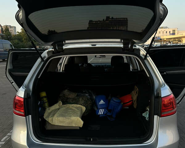 Серый Фольксваген Пассат, объемом двигателя 2 л и пробегом 280 тыс. км за 10000 $, фото 30 на Automoto.ua