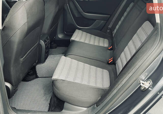 Фольксваген Пассат 2012 в Житомире на Automoto.ua Серый Фольксваген Пассат, объемом двигателя 1.6 л и пробегом 317 тыс. км за 9350 $, фото 33 на Automoto.ua