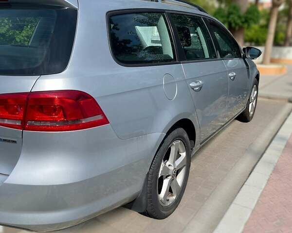 Сірий Фольксваген Пассат, об'ємом двигуна 1.6 л та пробігом 290 тис. км за 9500 $, фото 3 на Automoto.ua