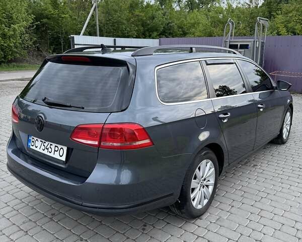 Серый Фольксваген Пассат, объемом двигателя 1.97 л и пробегом 288 тыс. км за 10999 $, фото 3 на Automoto.ua