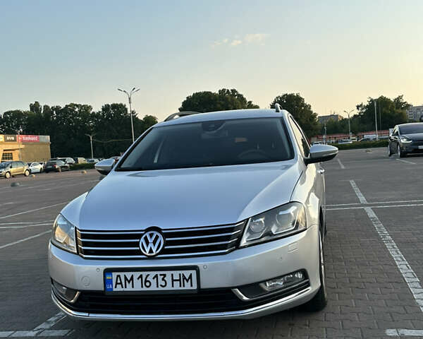Серый Фольксваген Пассат, объемом двигателя 2 л и пробегом 280 тыс. км за 10000 $, фото 2 на Automoto.ua