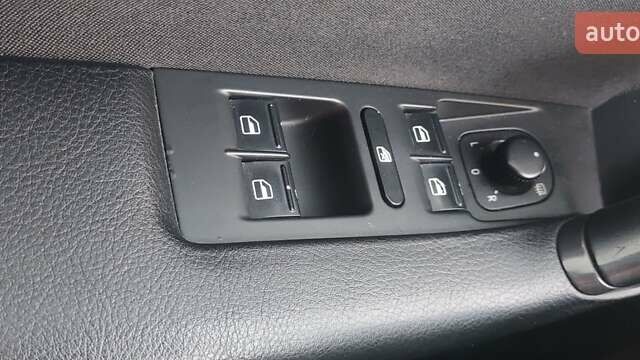 Серый Фольксваген Пассат, объемом двигателя 1.97 л и пробегом 210 тыс. км за 9700 $, фото 8 на Automoto.ua