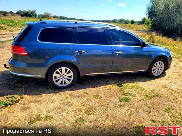 Серый Фольксваген Пассат, объемом двигателя 1.6 л и пробегом 264 тыс. км за 9000 $, фото 9 на Automoto.ua