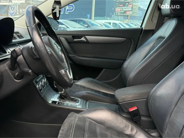 Сірий Фольксваген Пассат, об'ємом двигуна 1.6 л та пробігом 348 тис. км за 9890 $, фото 16 на Automoto.ua