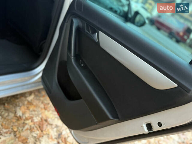Сірий Фольксваген Пассат, об'ємом двигуна 1.6 л та пробігом 258 тис. км за 9450 $, фото 73 на Automoto.ua