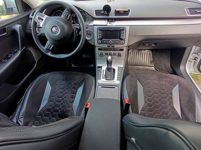 Серый Фольксваген Пассат, объемом двигателя 2 л и пробегом 328 тыс. км за 11000 $, фото 5 на Automoto.ua