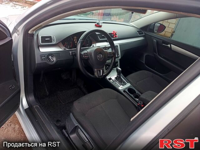 Сірий Фольксваген Пассат, об'ємом двигуна 2 л та пробігом 298 тис. км за 9450 $, фото 7 на Automoto.ua