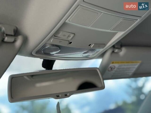 Серый Фольксваген Пассат, объемом двигателя 1.97 л и пробегом 179 тыс. км за 12800 $, фото 16 на Automoto.ua