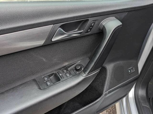 Серый Фольксваген Пассат, объемом двигателя 2 л и пробегом 194 тыс. км за 11499 $, фото 7 на Automoto.ua