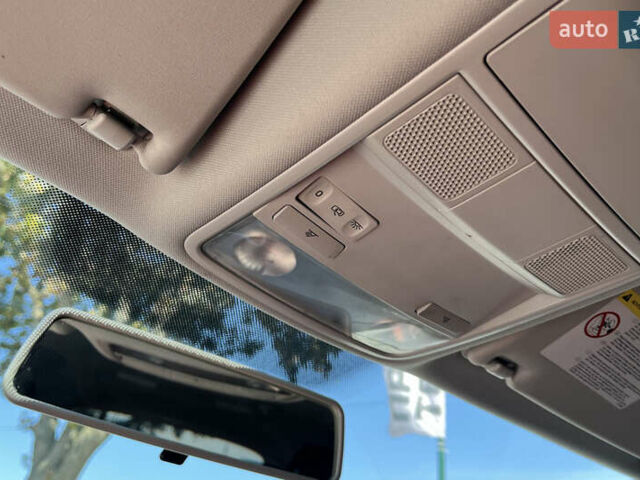 Серый Фольксваген Пассат, объемом двигателя 1.97 л и пробегом 210 тыс. км за 10700 $, фото 16 на Automoto.ua