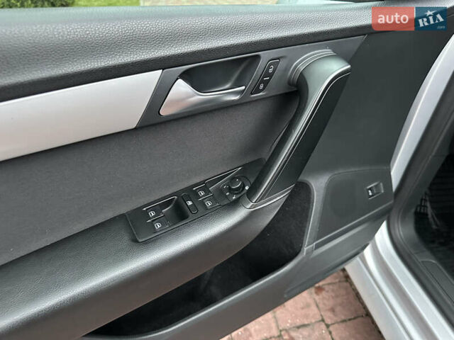 Серый Фольксваген Пассат, объемом двигателя 1.97 л и пробегом 260 тыс. км за 9850 $, фото 7 на Automoto.ua