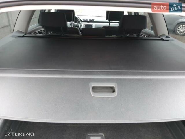 Серый Фольксваген Пассат, объемом двигателя 2 л и пробегом 277 тыс. км за 10800 $, фото 9 на Automoto.ua