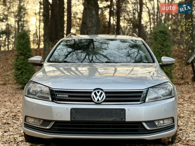 Сірий Фольксваген Пассат, об'ємом двигуна 1.6 л та пробігом 258 тис. км за 9800 $, фото 20 на Automoto.ua