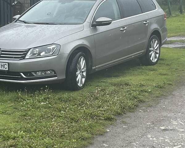 Сірий Фольксваген Пассат, об'ємом двигуна 2 л та пробігом 255 тис. км за 12400 $, фото 23 на Automoto.ua