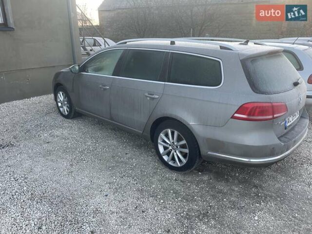Сірий Фольксваген Пассат, об'ємом двигуна 2 л та пробігом 255 тис. км за 12400 $, фото 1 на Automoto.ua