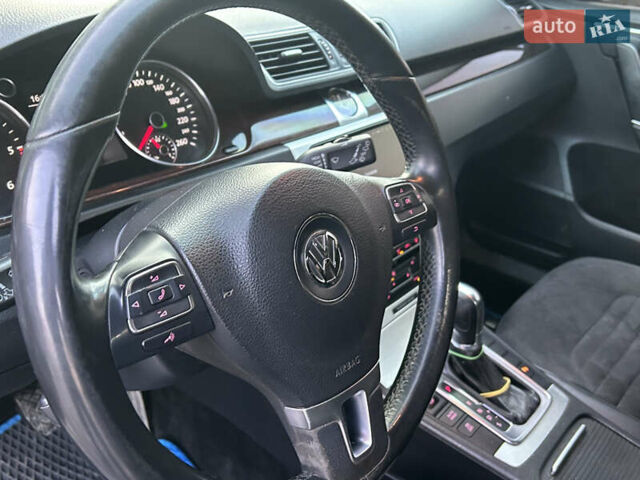 Сірий Фольксваген Пассат, об'ємом двигуна 2 л та пробігом 314 тис. км за 10750 $, фото 35 на Automoto.ua