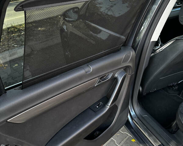 Фольксваген Пассат 2012 у Одесі на Automoto.ua Сірий Фольксваген Пассат, об'ємом двигуна 1.6 л та пробігом 206 тис. км за 10545 $, фото 10 на Automoto.ua