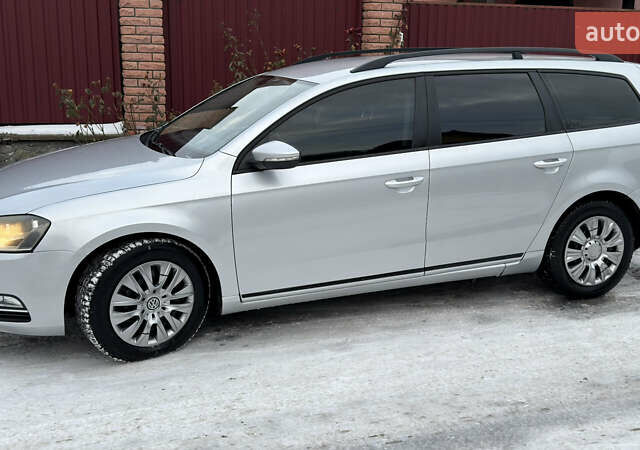 Сірий Фольксваген Пассат, об'ємом двигуна 2 л та пробігом 270 тис. км за 9900 $, фото 3 на Automoto.ua