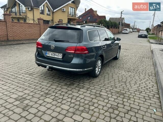 Сірий Фольксваген Пассат, об'ємом двигуна 1.6 л та пробігом 242 тис. км за 8900 $, фото 5 на Automoto.ua