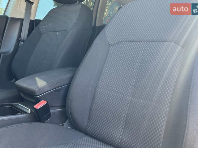 Серый Фольксваген Пассат, объемом двигателя 1.97 л и пробегом 210 тыс. км за 10700 $, фото 11 на Automoto.ua