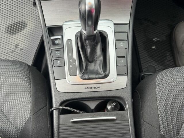 Серый Фольксваген Пассат, объемом двигателя 2 л и пробегом 285 тыс. км за 9700 $, фото 5 на Automoto.ua