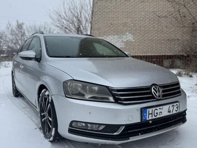 Серый Фольксваген Пассат, объемом двигателя 2 л и пробегом 37 тыс. км за 5000 $, фото 10 на Automoto.ua