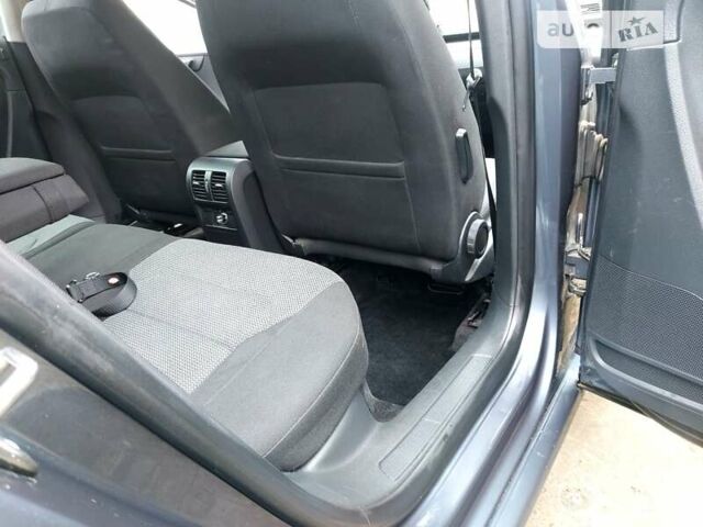 Серый Фольксваген Пассат, объемом двигателя 1.6 л и пробегом 230 тыс. км за 8400 $, фото 27 на Automoto.ua