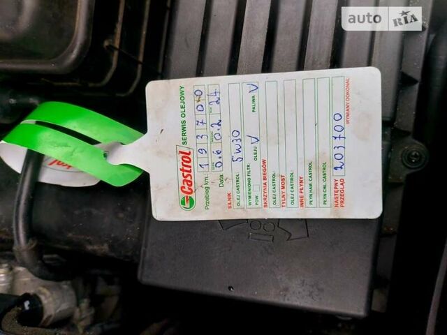 Серый Фольксваген Пассат, объемом двигателя 1.6 л и пробегом 230 тыс. км за 8400 $, фото 37 на Automoto.ua