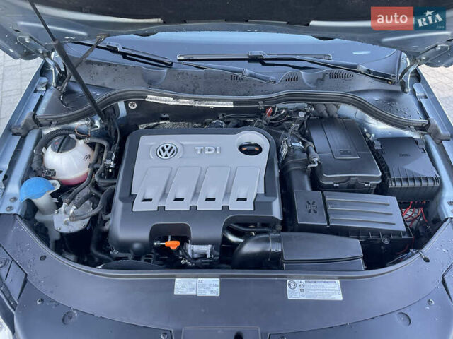Сірий Фольксваген Пассат, об'ємом двигуна 2 л та пробігом 257 тис. км за 11490 $, фото 17 на Automoto.ua