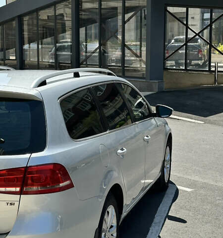 Серый Фольксваген Пассат, объемом двигателя 1.8 л и пробегом 245 тыс. км за 9899 $, фото 3 на Automoto.ua