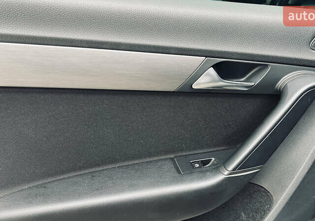 Фольксваген Пассат 2012 в Житомире на Automoto.ua Серый Фольксваген Пассат, объемом двигателя 1.6 л и пробегом 317 тыс. км за 9350 $, фото 34 на Automoto.ua