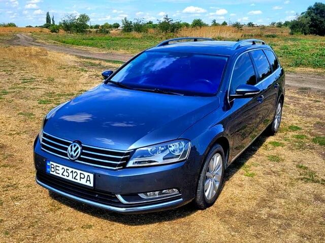 Серый Фольксваген Пассат, объемом двигателя 1.6 л и пробегом 264 тыс. км за 9000 $, фото 2 на Automoto.ua