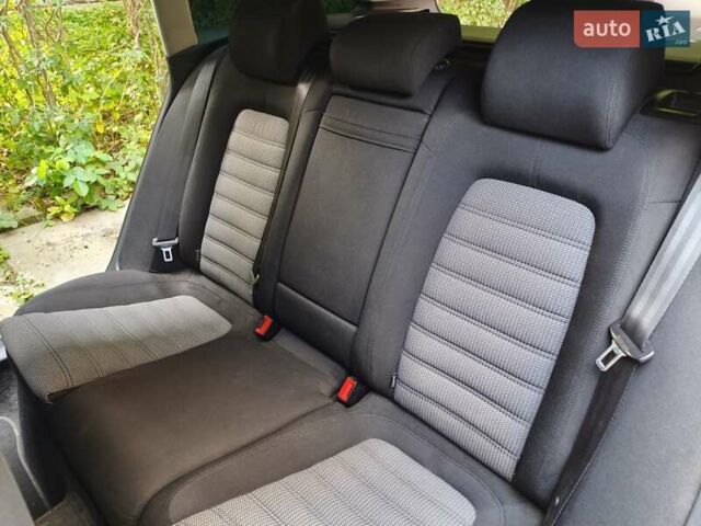 Серый Фольксваген Пассат, объемом двигателя 1.6 л и пробегом 335 тыс. км за 10250 $, фото 23 на Automoto.ua