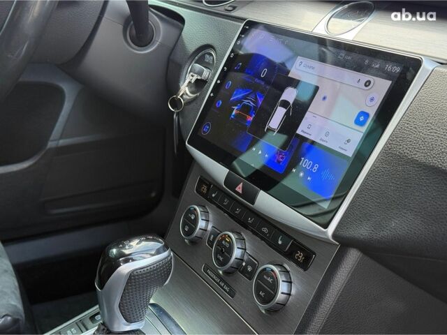 Сірий Фольксваген Пассат, об'ємом двигуна 1.6 л та пробігом 348 тис. км за 9890 $, фото 26 на Automoto.ua