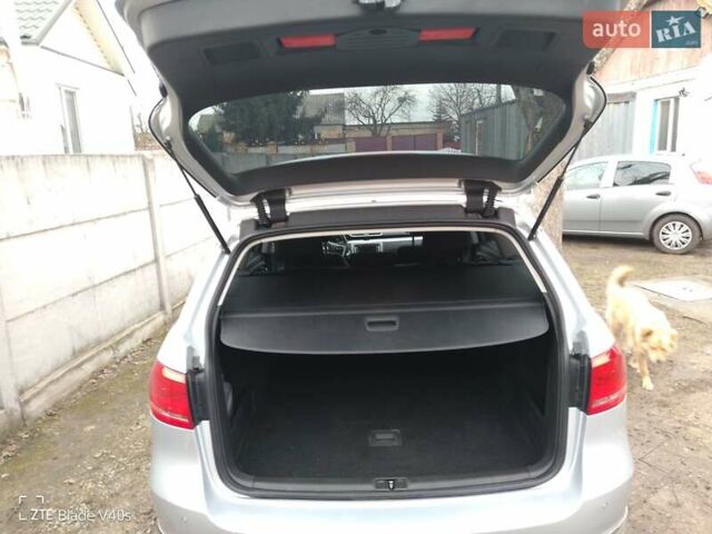 Серый Фольксваген Пассат, объемом двигателя 2 л и пробегом 277 тыс. км за 10800 $, фото 10 на Automoto.ua