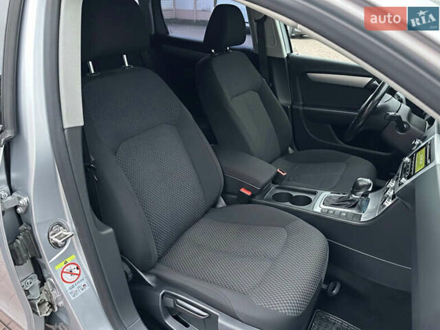 Серый Фольксваген Пассат, объемом двигателя 1.97 л и пробегом 262 тыс. км за 9700 $, фото 21 на Automoto.ua