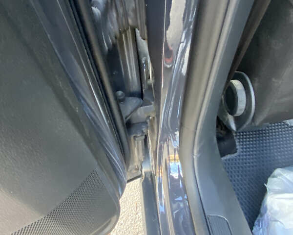 Сірий Фольксваген Пассат, об'ємом двигуна 1.97 л та пробігом 254 тис. км за 9999 $, фото 26 на Automoto.ua