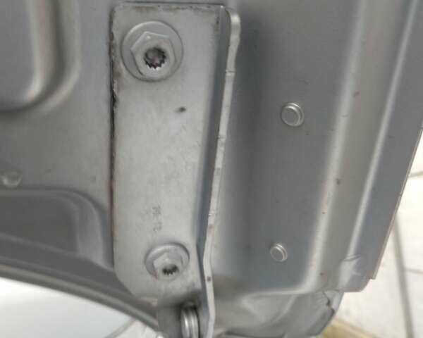 Серый Фольксваген Пассат, объемом двигателя 2 л и пробегом 277 тыс. км за 10800 $, фото 27 на Automoto.ua