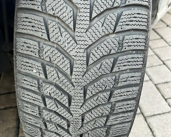 Серый Фольксваген Пассат, объемом двигателя 1.97 л и пробегом 275 тыс. км за 11200 $, фото 7 на Automoto.ua