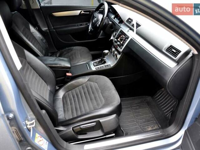 Серый Фольксваген Пассат, объемом двигателя 1.6 л и пробегом 280 тыс. км за 8800 $, фото 25 на Automoto.ua