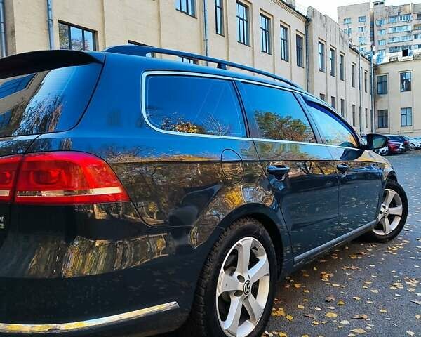 Серый Фольксваген Пассат, объемом двигателя 2 л и пробегом 248 тыс. км за 10990 $, фото 10 на Automoto.ua