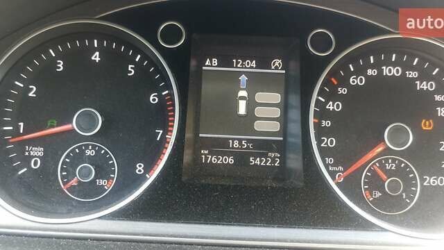 Серый Фольксваген Пассат, объемом двигателя 1.4 л и пробегом 177 тыс. км за 14165 $, фото 2 на Automoto.ua