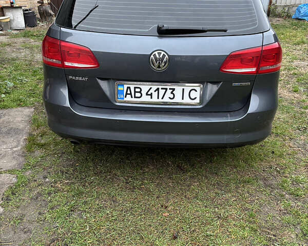 Серый Фольксваген Пассат, объемом двигателя 1.6 л и пробегом 280 тыс. км за 10500 $, фото 5 на Automoto.ua