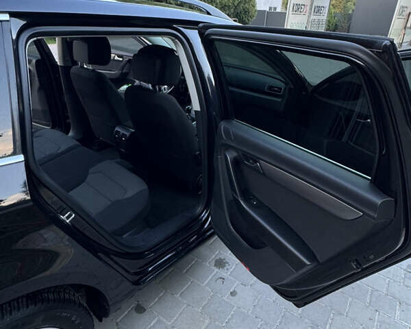 Серый Фольксваген Пассат, объемом двигателя 1.97 л и пробегом 268 тыс. км за 11300 $, фото 7 на Automoto.ua