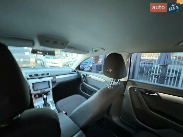 Серый Фольксваген Пассат, объемом двигателя 1.97 л и пробегом 145 тыс. км за 9999 $, фото 22 на Automoto.ua