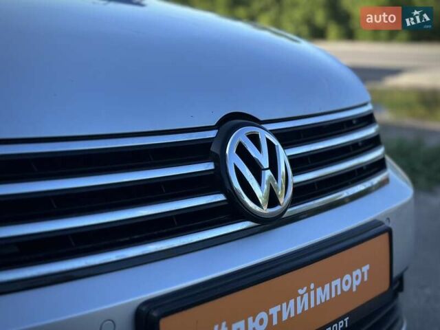 Сірий Фольксваген Пассат, об'ємом двигуна 2 л та пробігом 226 тис. км за 12800 $, фото 55 на Automoto.ua