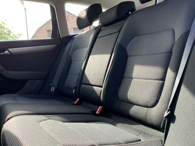 Сірий Фольксваген Пассат, об'ємом двигуна 2 л та пробігом 200 тис. км за 11899 $, фото 17 на Automoto.ua